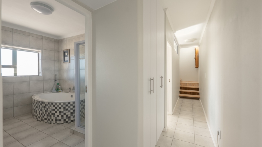 3 Bedroom Property for Sale in Agulhas Western Cape